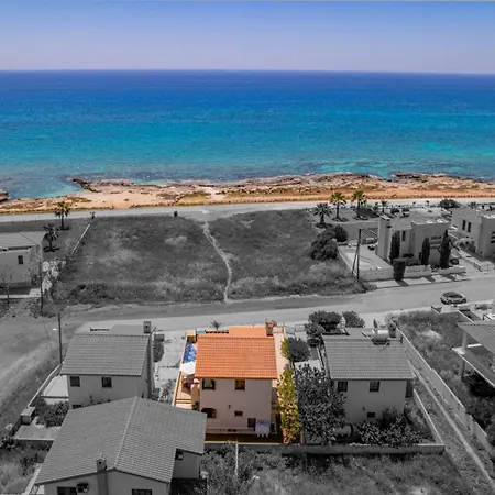 Sea View 3 Bedroom Vilă